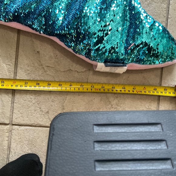 Cynthia Rowley Mermaid Snuggle Tail,  Blanket Sleeping Bag, One Size, for kids - Picture 11 of 14